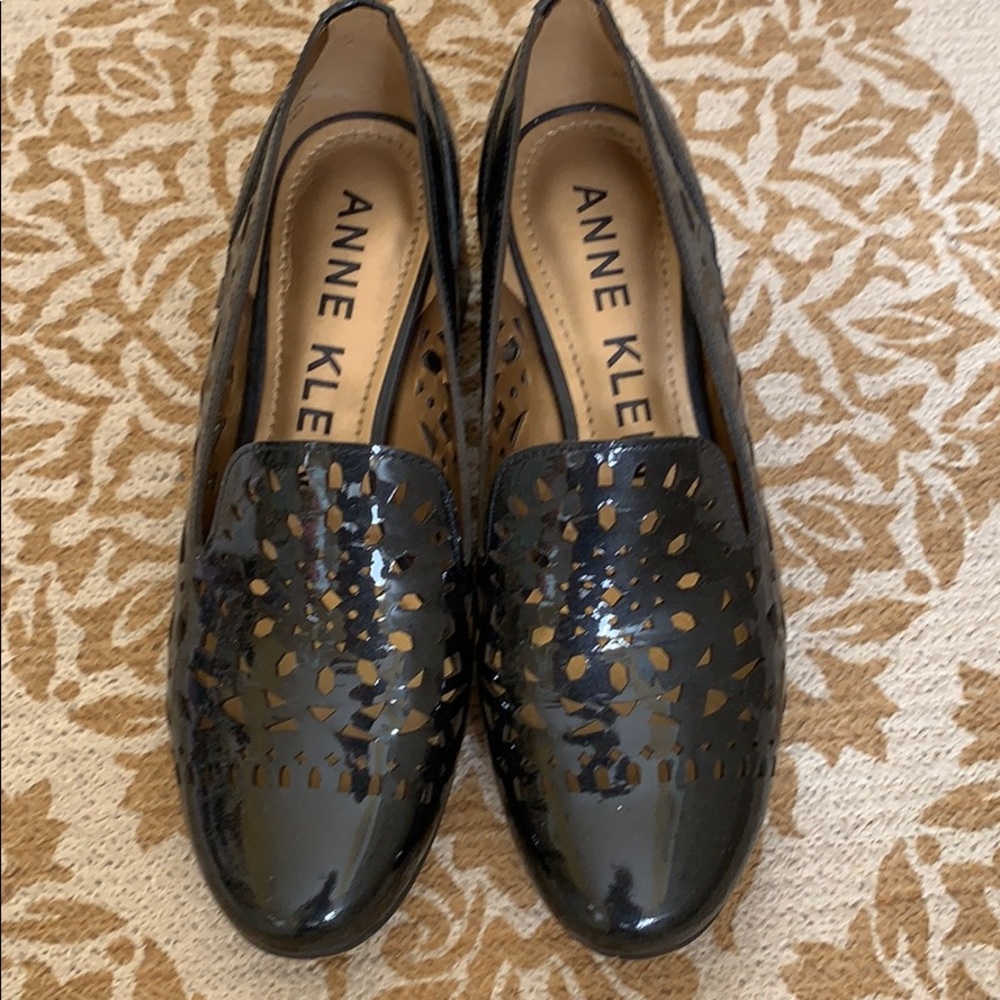 Anne Klein patent leather pumps SZ 6 1/2